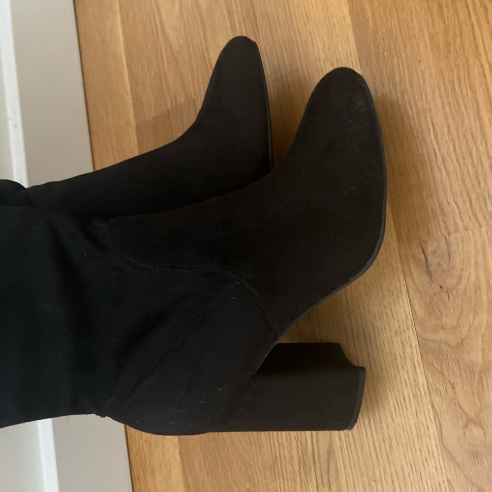 Unisa Black Thigh High Heeled Boots for Women